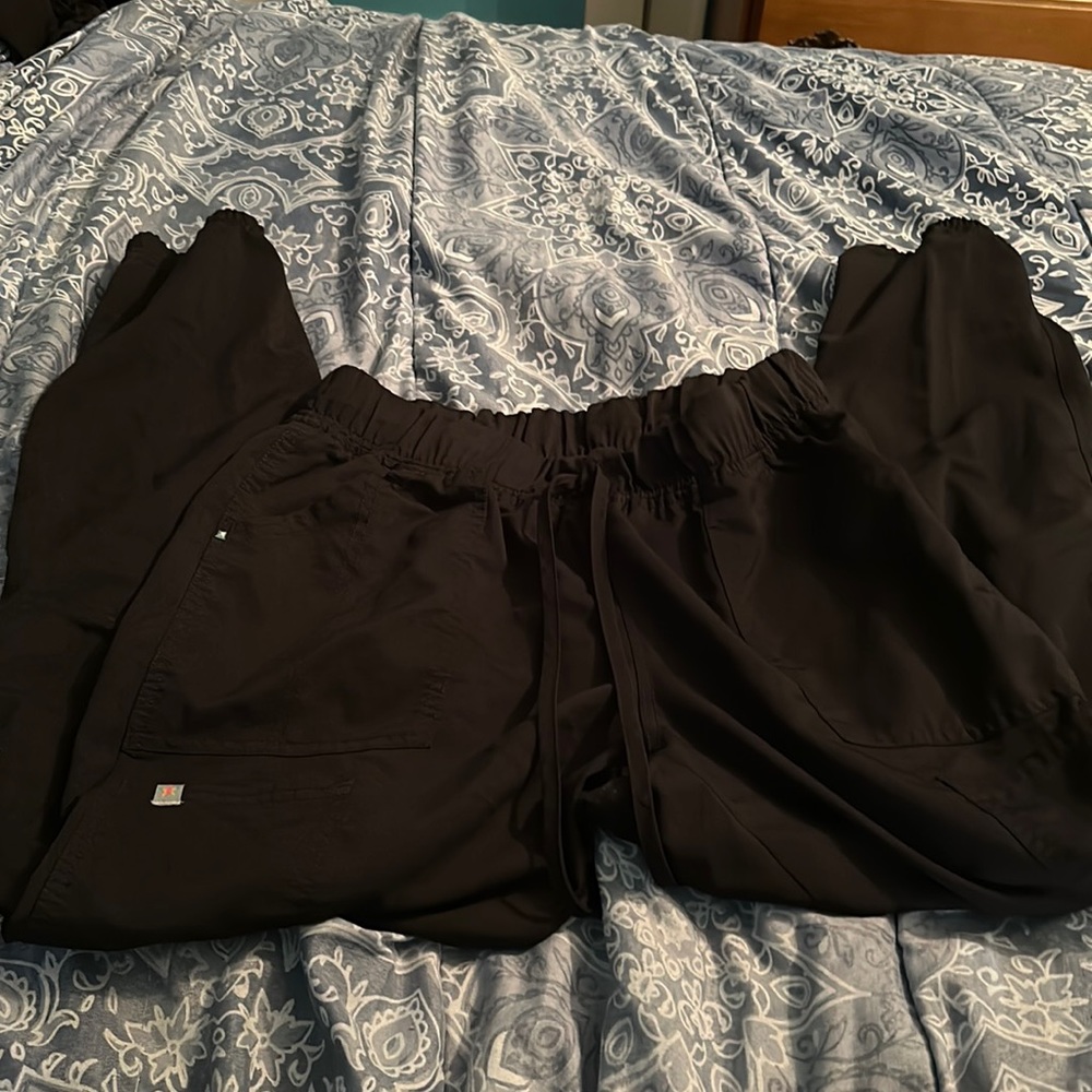 Scrub pants